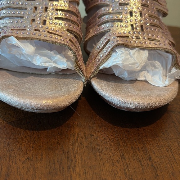 Dream Pairs   Big kids/small women sparkle strappy dress shoes comfy stable Sz 5 - Picture 15 of 16